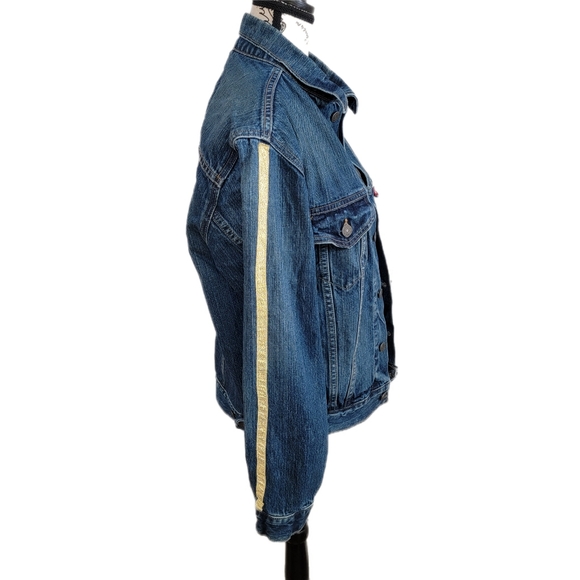 Vintage 90s Levi's Denim Trucker Jacket Size Small Gold stripe 70507 - Picture 3 of 10